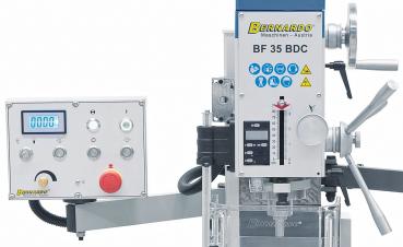 Bohr- und Fräsmaschine Bernardo BF 35 BDC mit Vorschub inkl. 3-Achs-Digitalanzeige
