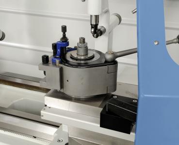 Universal turning lathes with stepless speed Bernardo Titan 660 x 3000 Vario