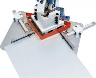 Manuelle Ausklinkmaschine Bernardo AK 125