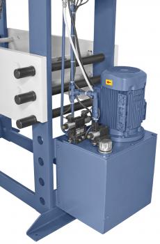 Hydraulische Werkstattpresse mit verschiebbarem Zylinder Bernardo BRHP 150 QZ