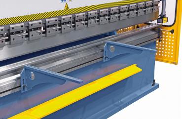 Hydraulische Abkantpressen Bernardo AKPL 4000 x 125 mit manueller Bombiereinrichtung