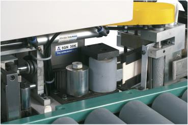 Stationäre Kantenanleimmaschine Bernardo EBM 250