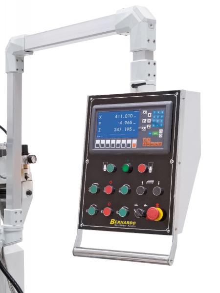 Universal milling machine Bernardo UWF 90 V with pneumatic tool clamping
