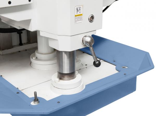 Universal milling machine with servo drive for feeds Bernardo Variomill FU 1200 E Servo