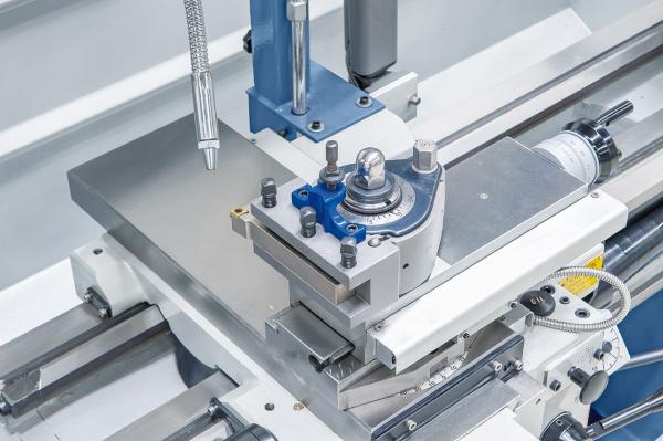 Universal turning lathes with stepless speed Bernardo Smart 410 x 1000 V-constant