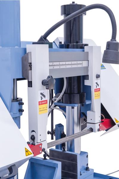 Vollautomatische Doppelsäulenbandsäge Bernardo CBS 280 VA