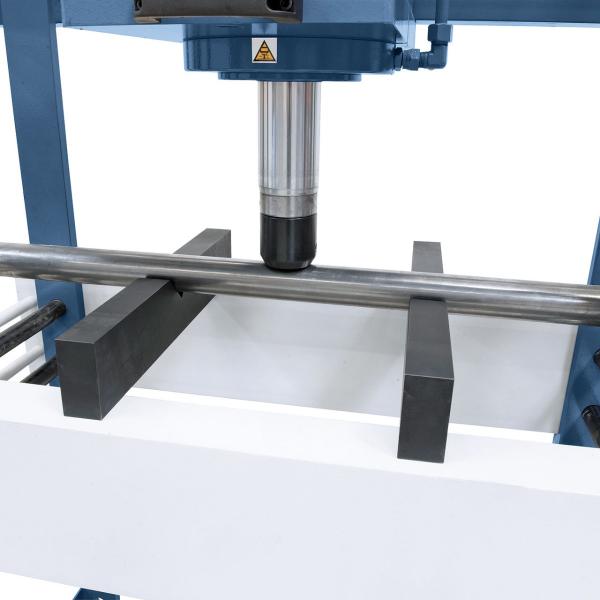 Hydraulische Werkstattpresse mit verschiebbarem Zylinder Bernardo BHP 100