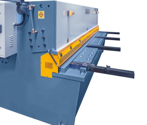 Hydraulische Schwingschnitt-Tafelscheren Bernardo HSB 3200 x 12